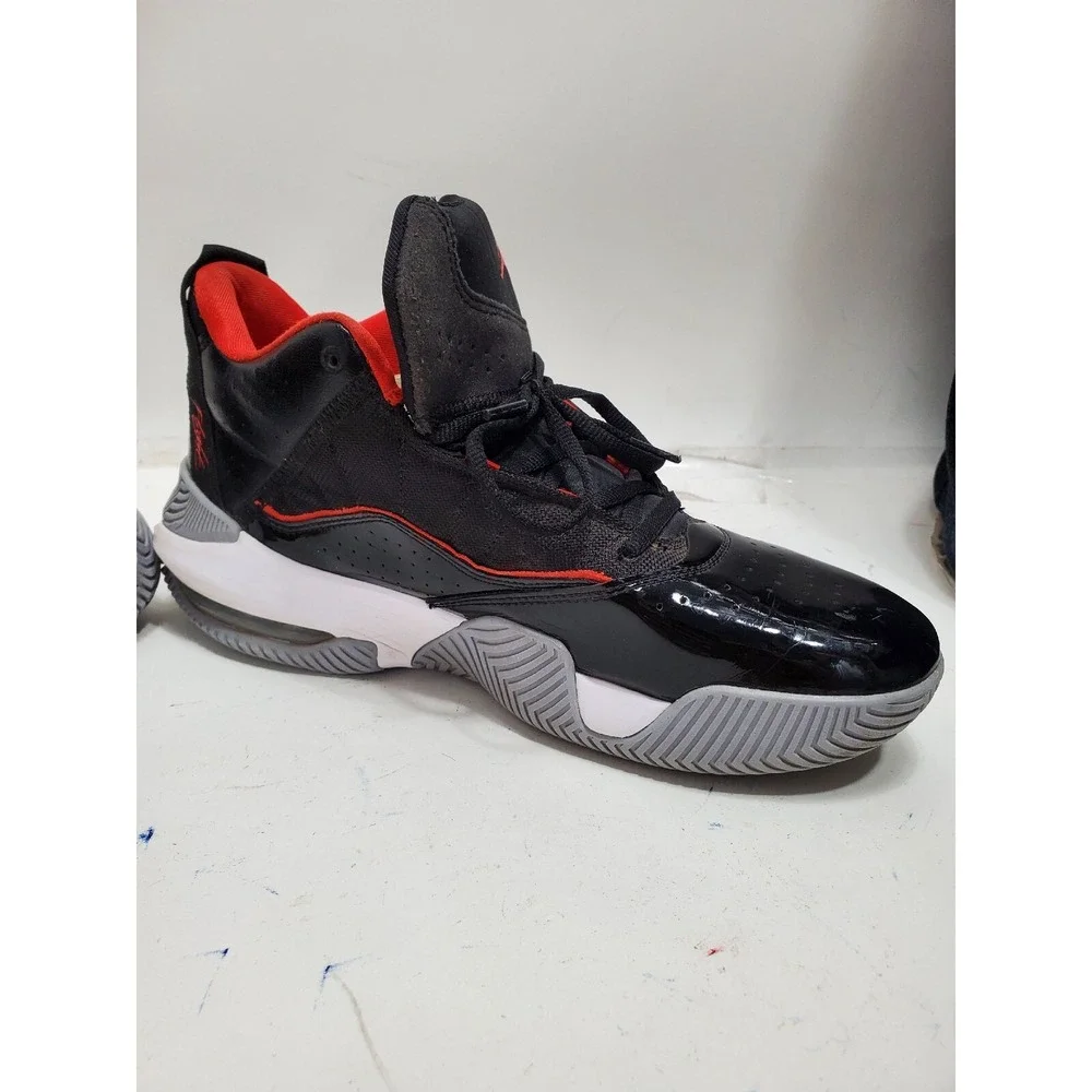 Air Jordan Stay Loyal Shoes Black Red White DB2884-001 Men's Size 8.5
